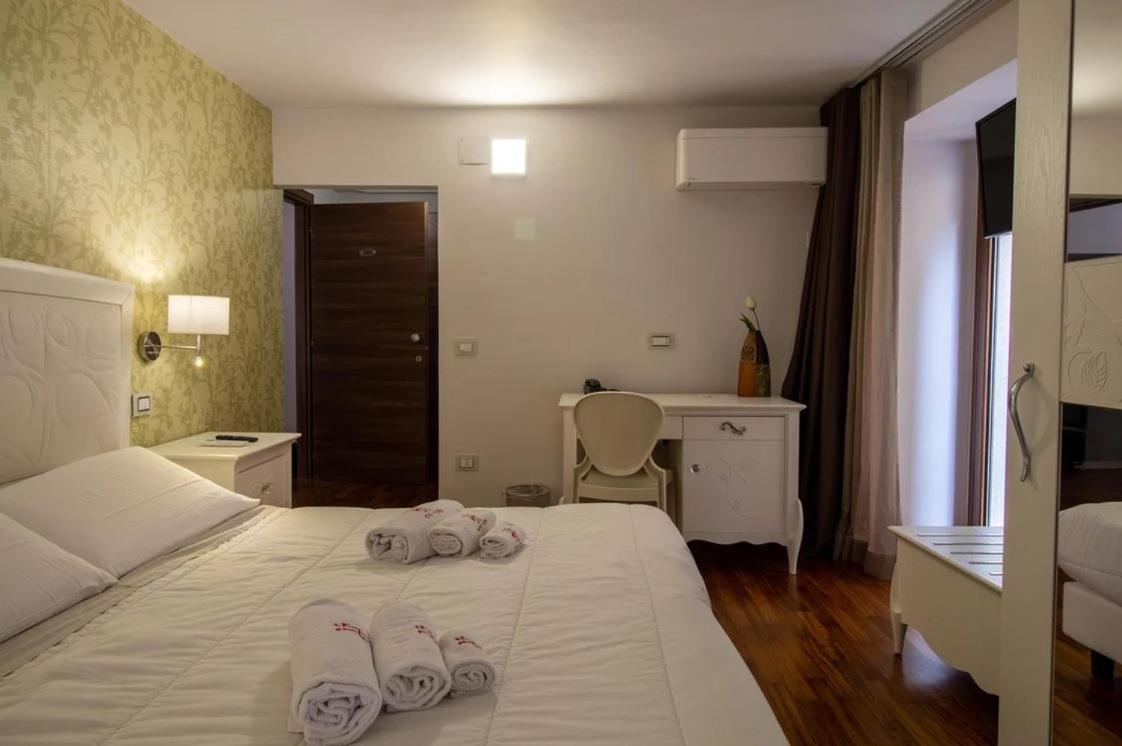 Porta Nazionale Dependance Bed & Breakfast Noto Luaran gambar