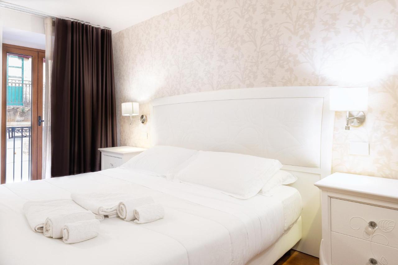 Porta Nazionale Dependance Bed & Breakfast Noto Luaran gambar