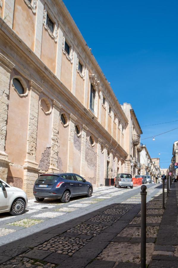 Porta Nazionale Dependance Bed & Breakfast Noto Luaran gambar